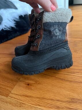 OshKosh B'gosh Black, Gray & Brown Kids Winter Boots with Shearling Cuff